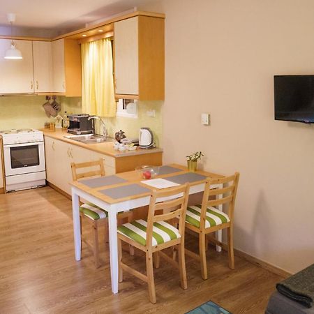 Yiannis Apartments 1 Янина Экстерьер фото