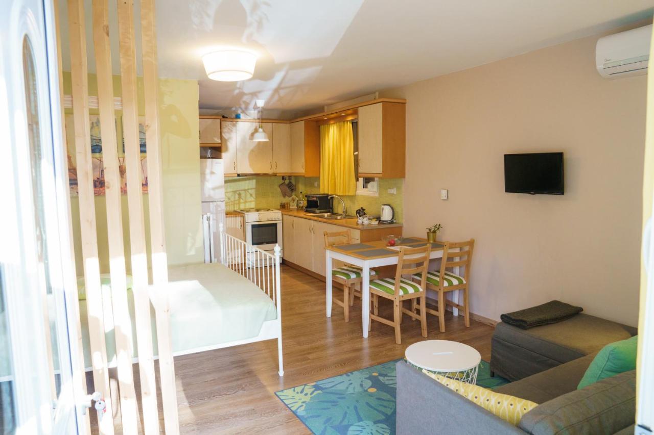 Yiannis Apartments 1 Янина Экстерьер фото