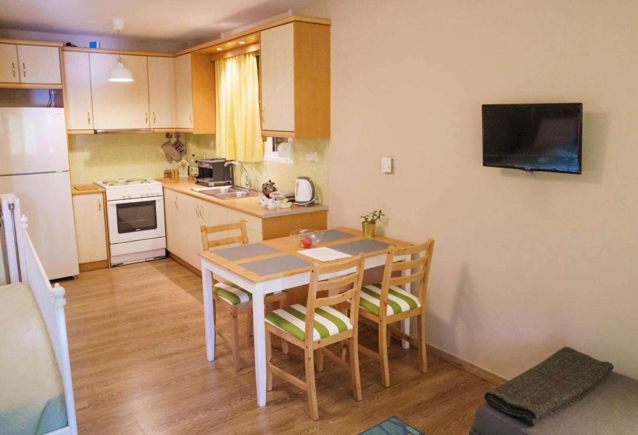 Yiannis Apartments 1 Янина Экстерьер фото
