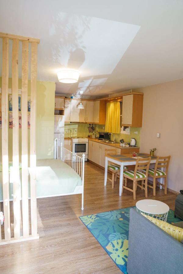 Yiannis Apartments 1 Янина Экстерьер фото