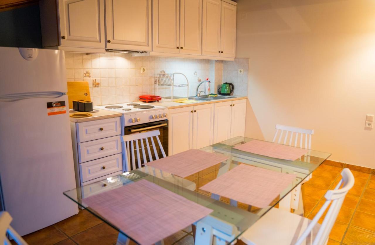 Yiannis Apartments 1 Янина Экстерьер фото